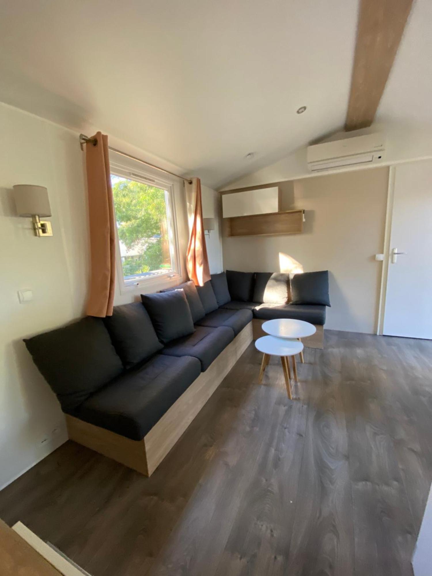 Mobhilomme La Carabasse Hotel Vias Buitenkant foto